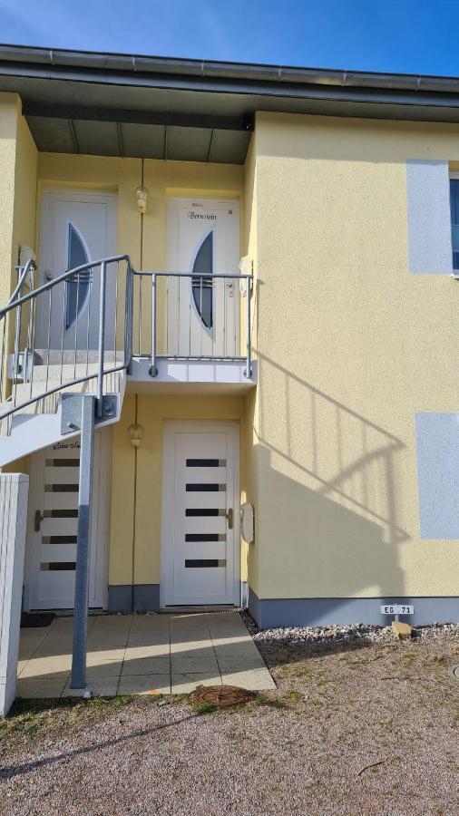 Bernstein Apartment Gelbensande Exterior photo